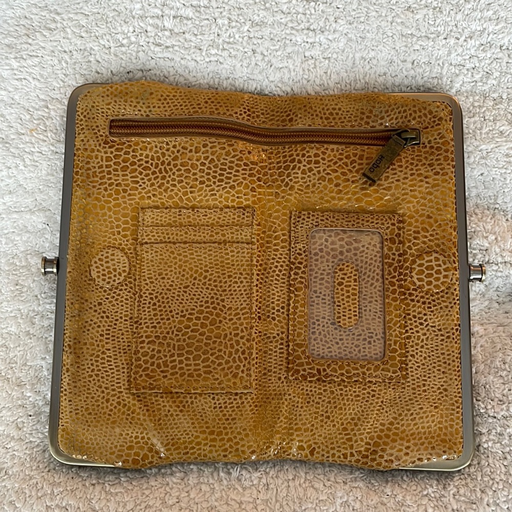 Hobo clutch wallet